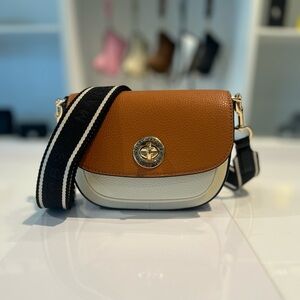 NWT Marc Jacobs turn lock saddle bag